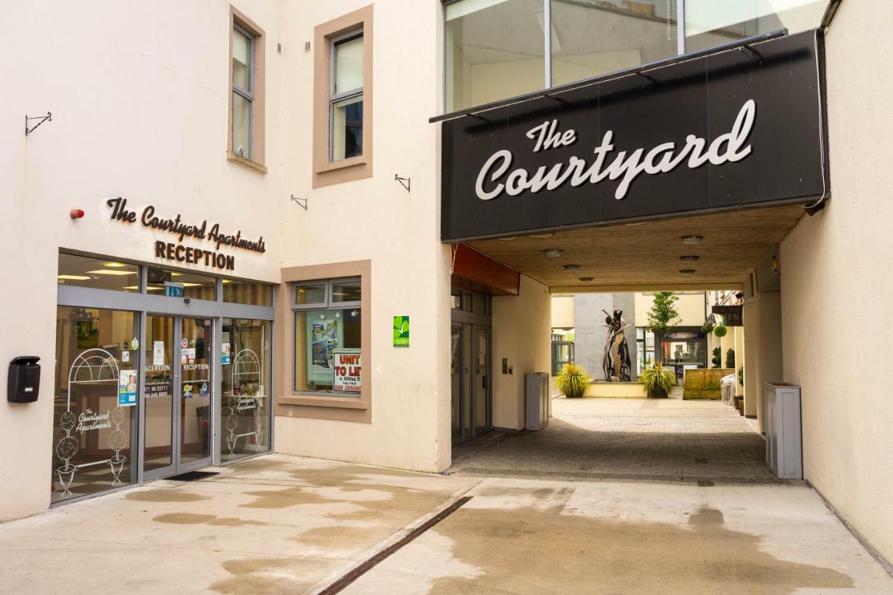 The Courtyard Apartments Carrick-on-Shannon ภายนอก รูปภาพ